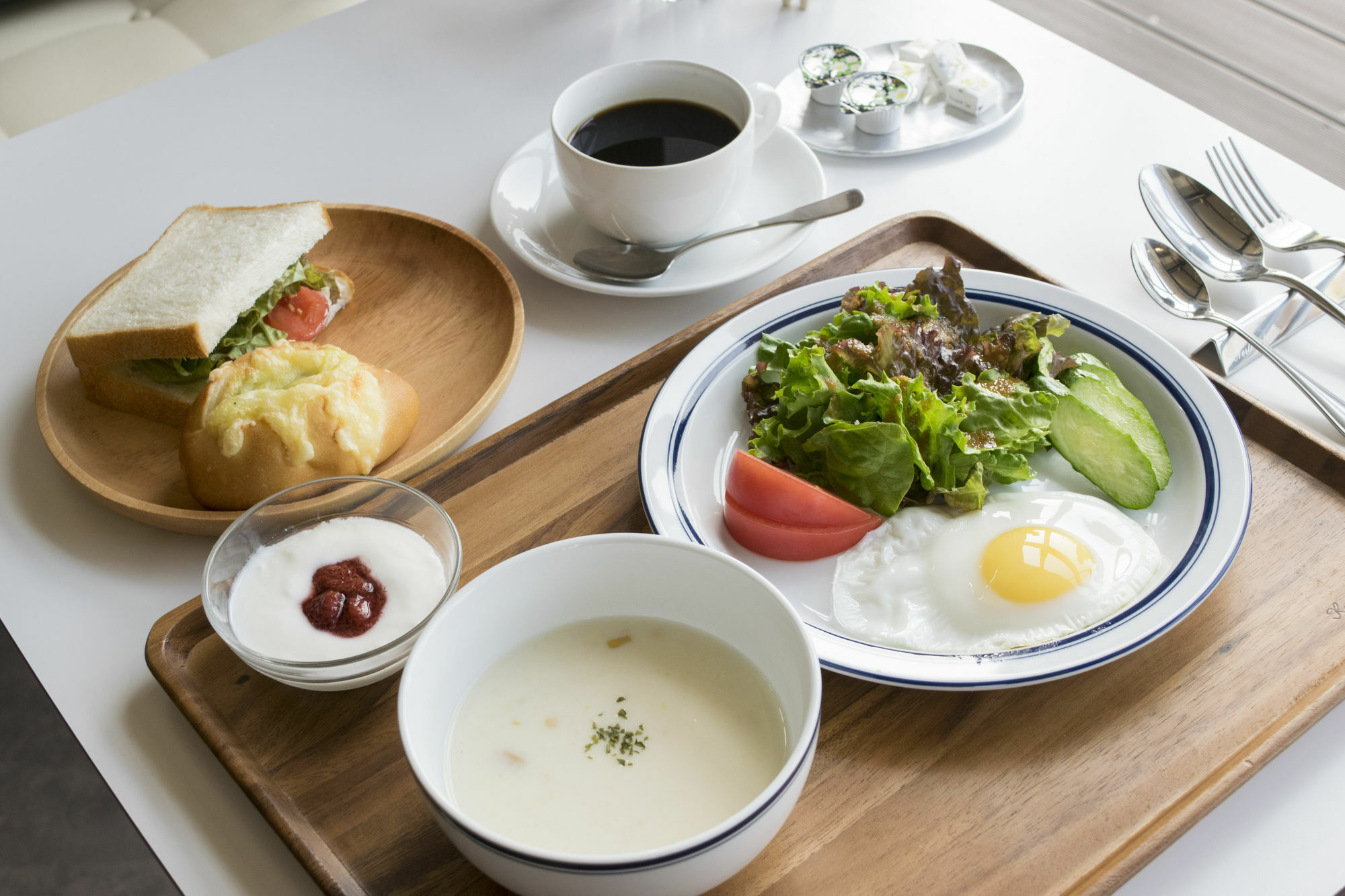 North Gate Inn Abira Chitose  Exterior photo